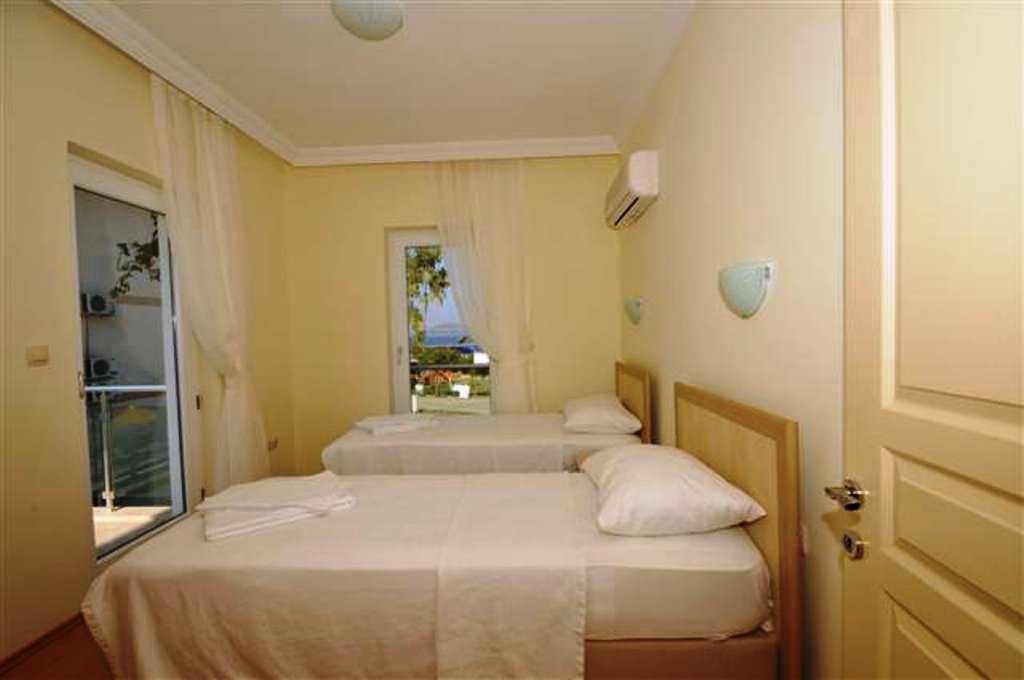 	 Calis Beachfront Hotel, Fethiye, Turkey - Bedroom