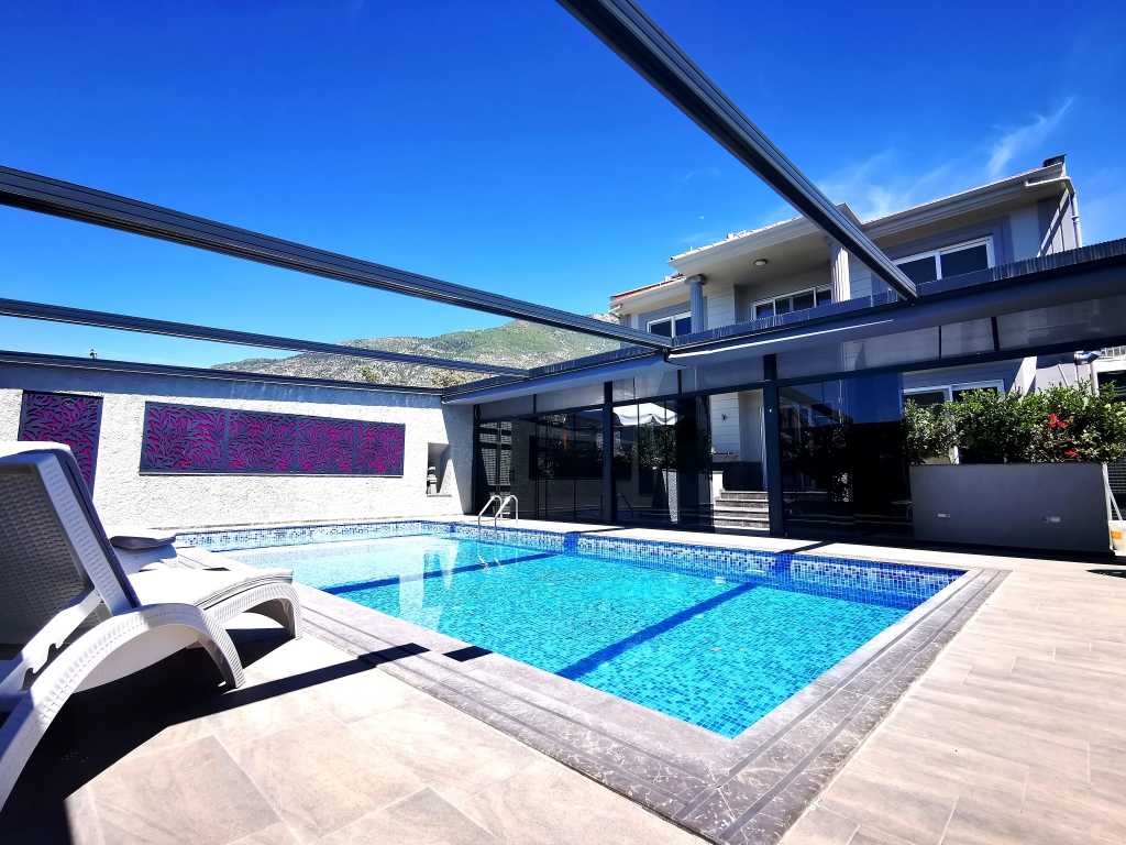 Luxury 2-Bed Ovacik Villa