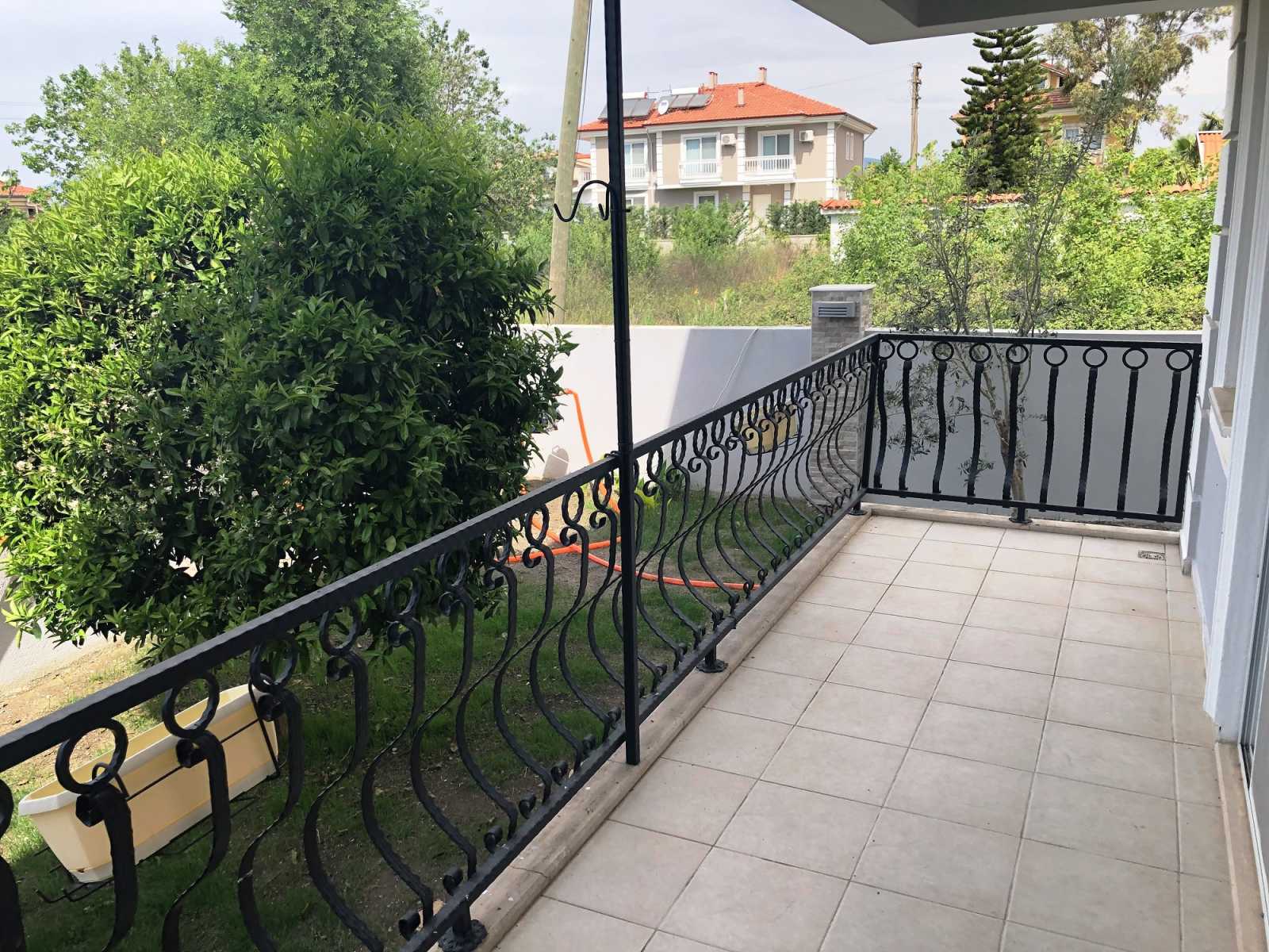 Ground Floor Dalaman 2-Bed Apartment -Large covered balcony