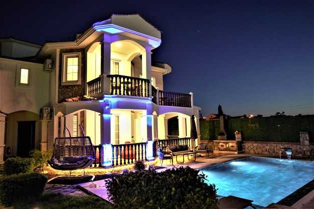 Detached Luxury 4-Bed Calis Villa - Spacious new traditional Fethiye property