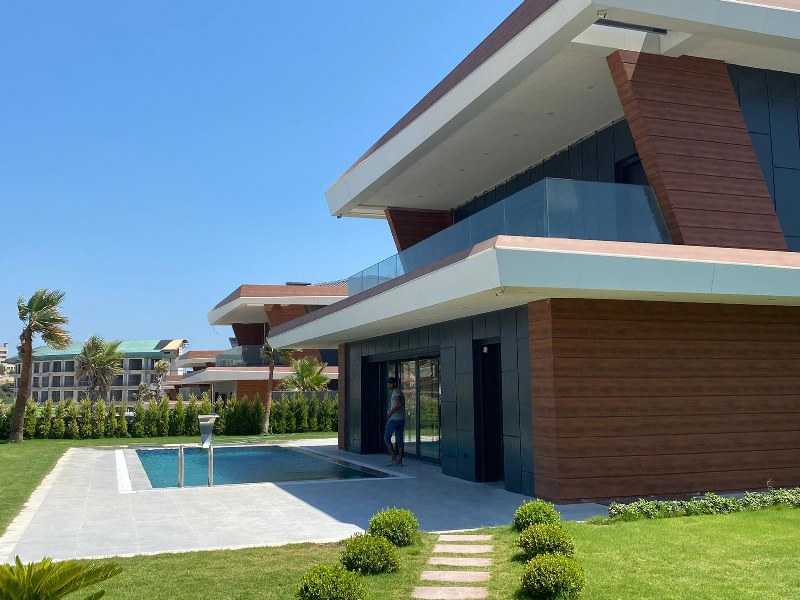 Luxury Sea Front Cesme Villas - Lots of outdoor living space
