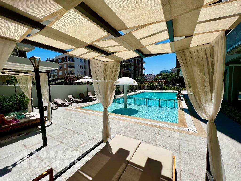 Modern 2-bed Konyaaltı Apartment-Sun Terrace