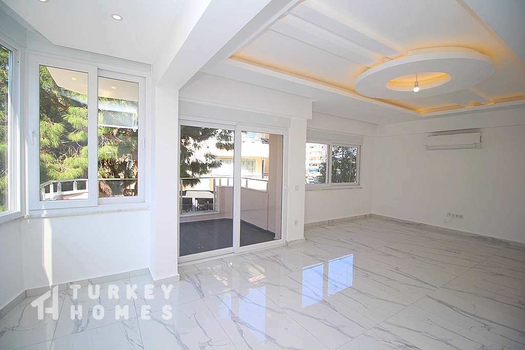 3-Bed Central Alanya Apartment- Living Area