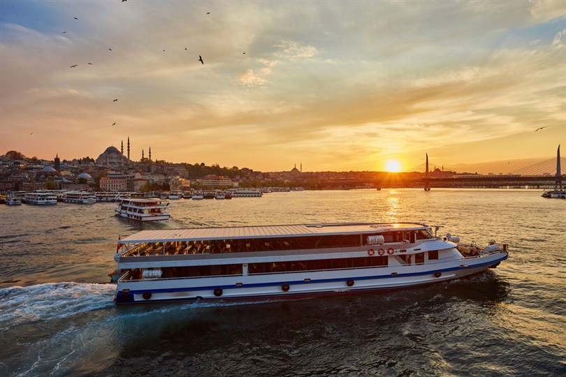 مضيق البوسفور - اسطنبول - تركيا